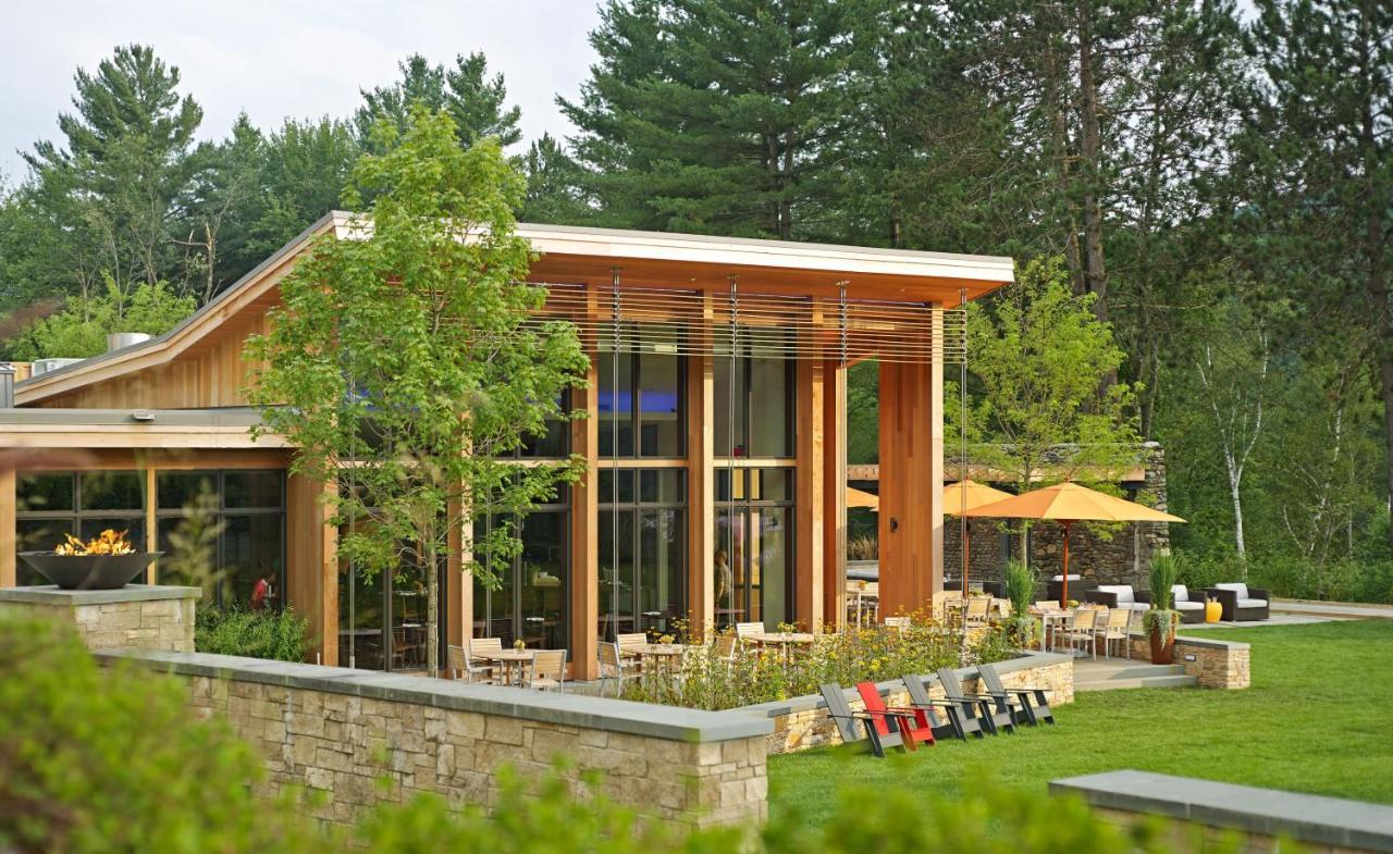 Topnotch Resort Stowe Exteriör bild